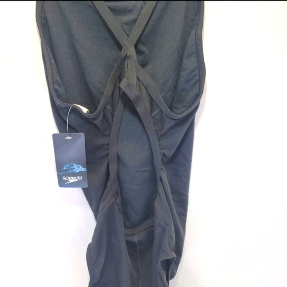 Speedo Women's Endurance+ One Piece Competitive, Black, Size 12/38 New - Picture 6 of 9